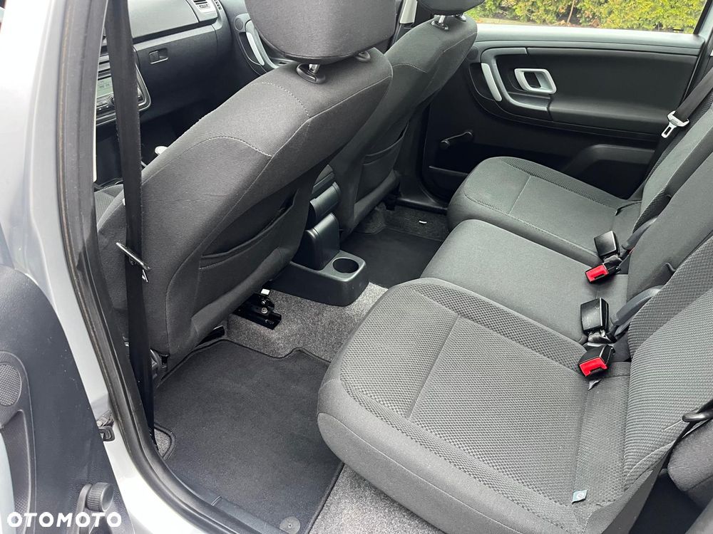 Skoda Roomster 1.6 16V - 11