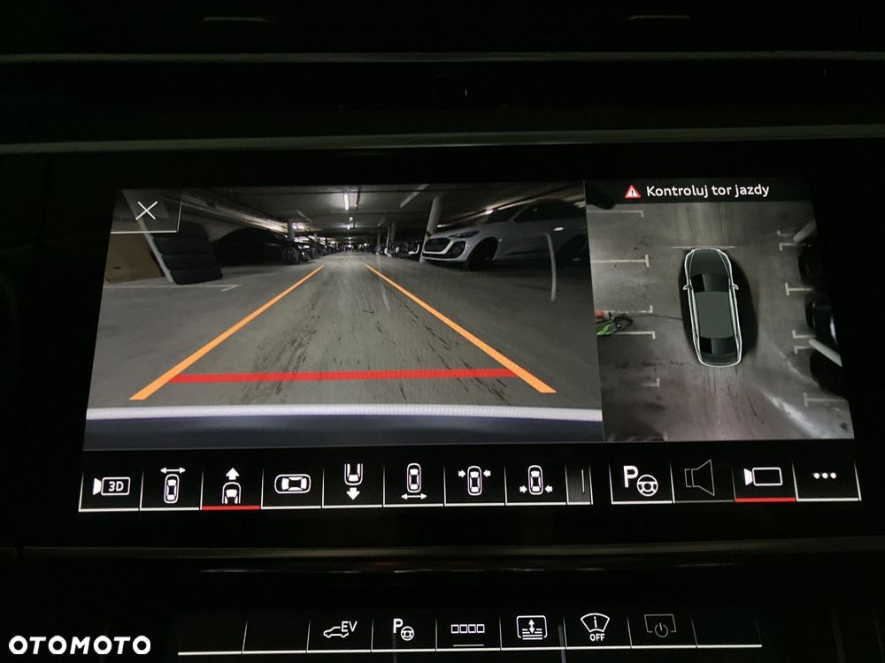 Audi A8 - 36