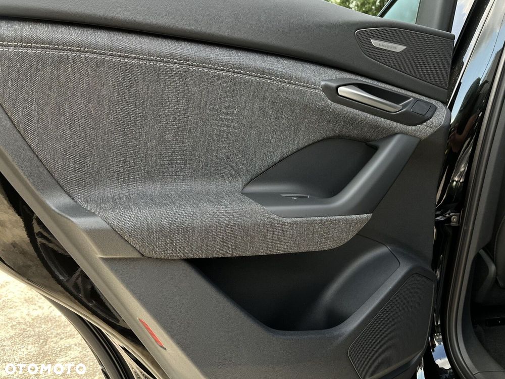 Audi Q6 e-tron - 16
