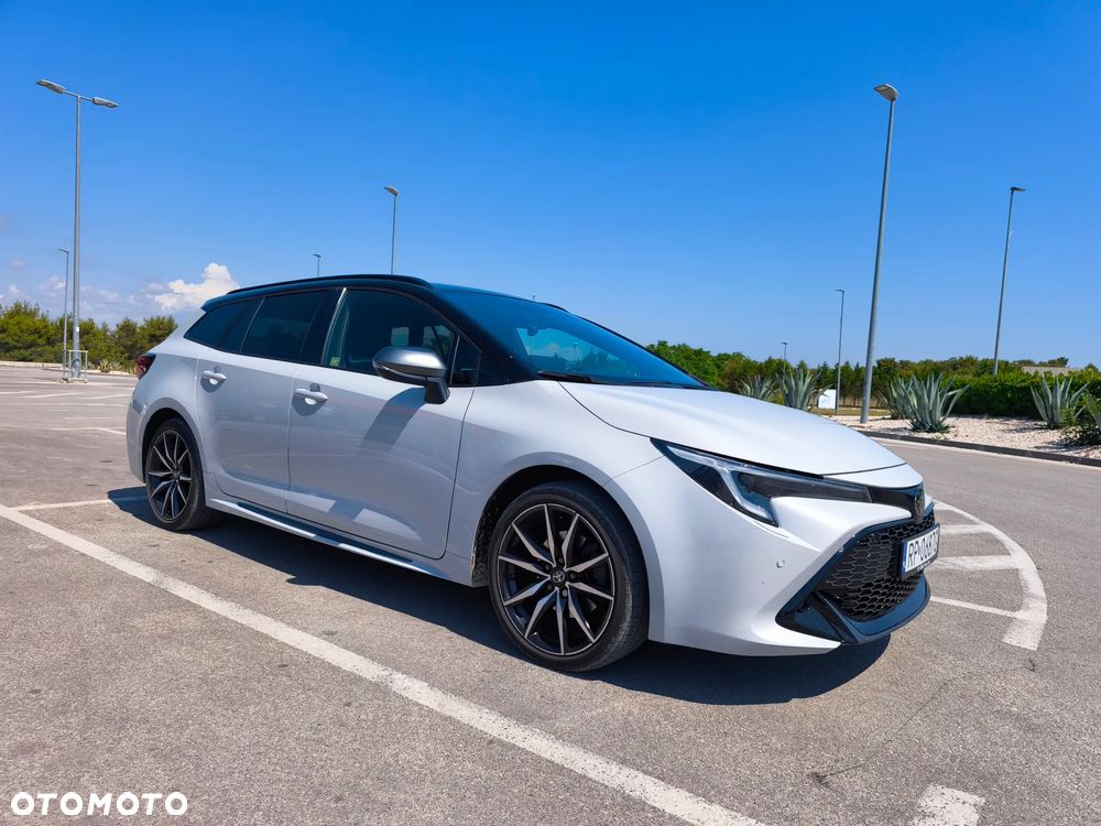 Toyota Corolla 2.0 Hybrid GR Sport - 3