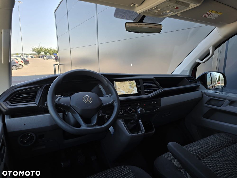 Volkswagen Caravelle - 15