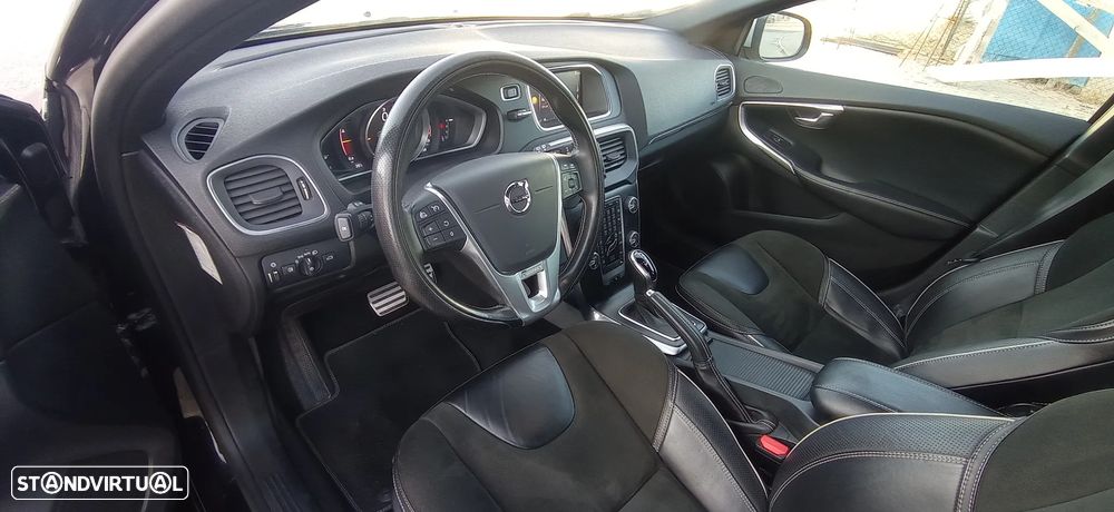 Volvo V40 2.0 D3 R-Design Geartronic - 11