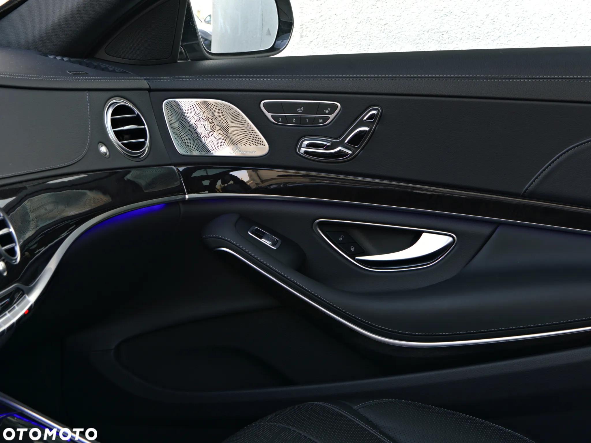 Mercedes-Benz Klasa S 560 4-Matic L 9G-TRONIC - 17