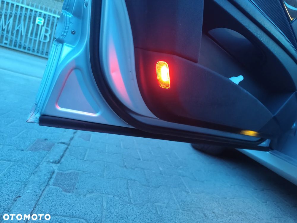 Mercedes-Benz Klasa E - 14