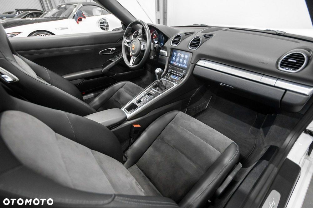 Porsche 718 Boxster Style Edition - 27