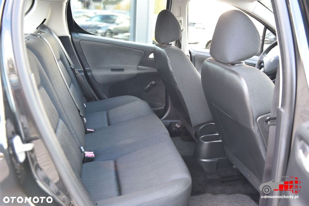 Peugeot 207 - 16