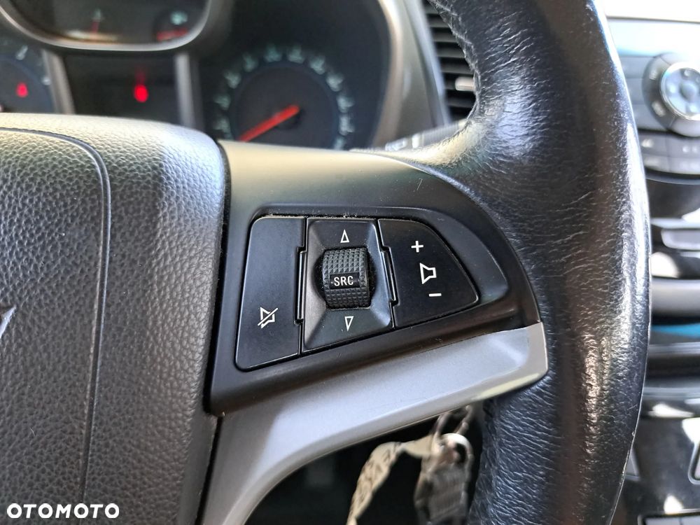 Chevrolet Orlando - 19