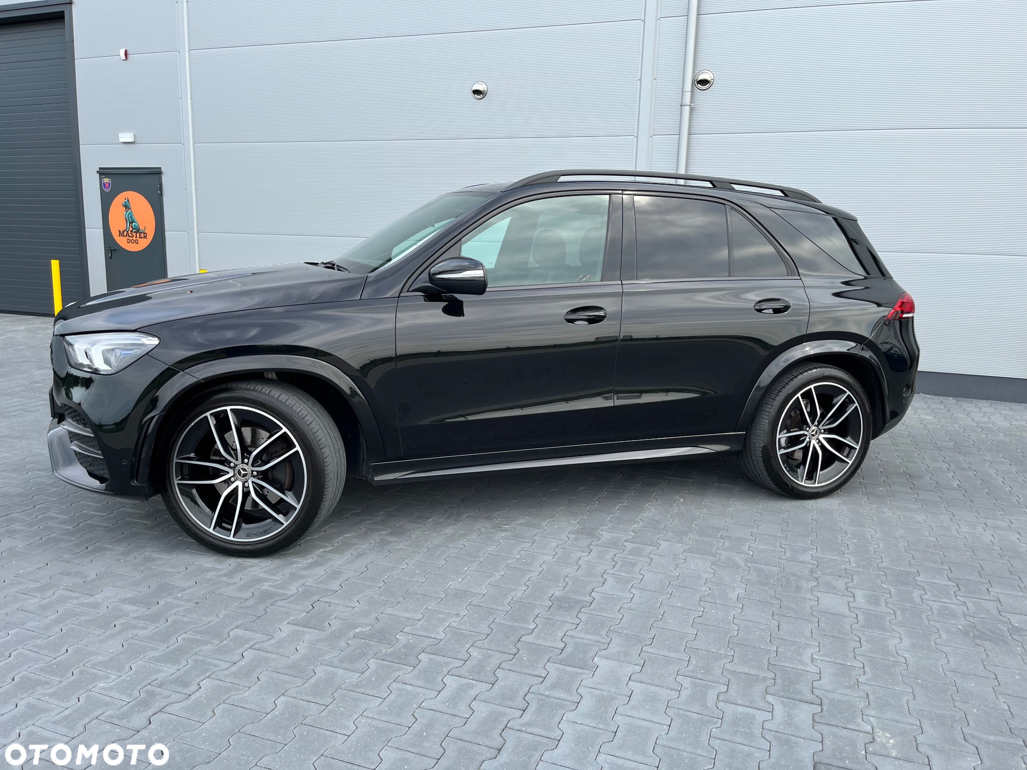 Mercedes-Benz GLE 300 d 4-Matic - 10