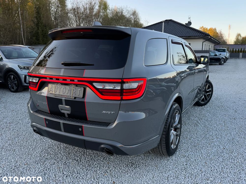 Dodge Durango 6.4 SRT - 16