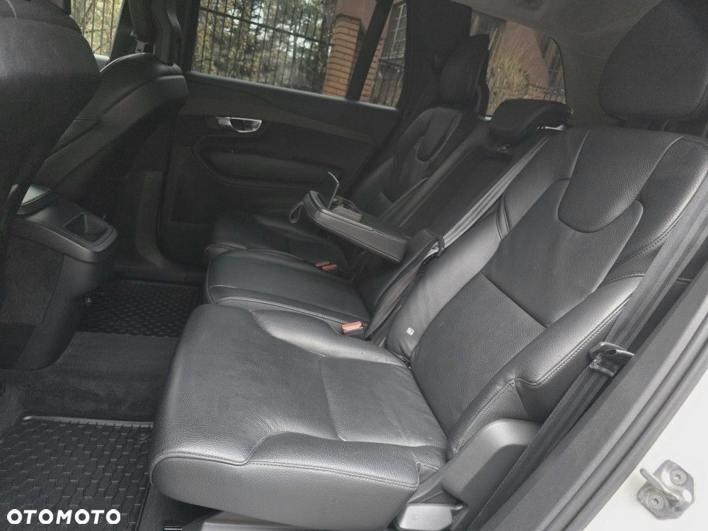 Volvo XC 90 D5 AWD Momentum 7os - 10