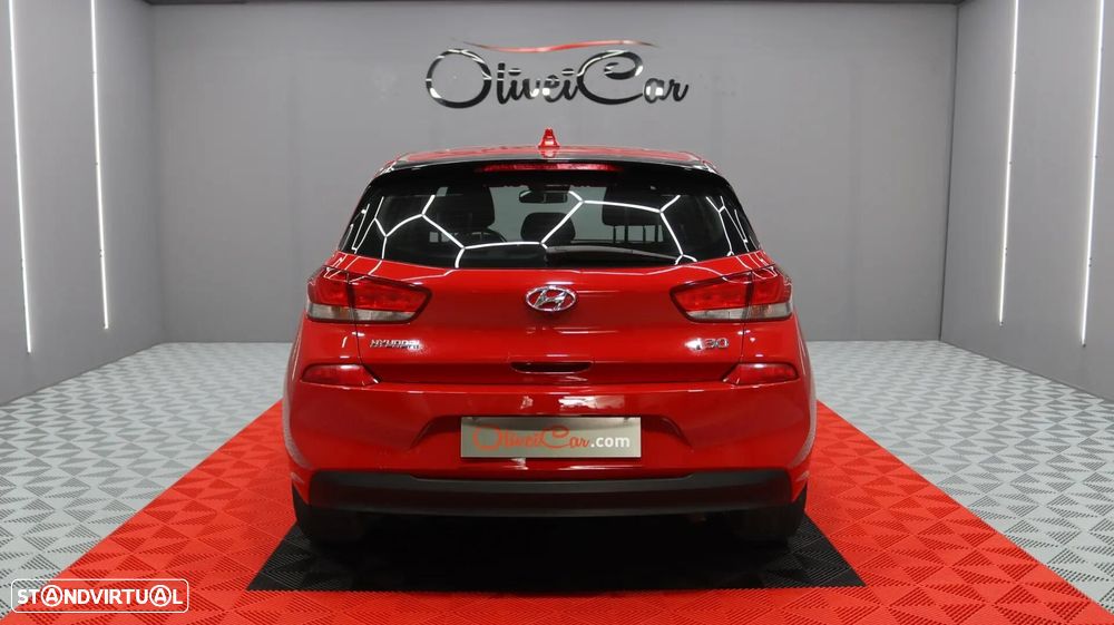 Hyundai i30 1.0 T-GDI Style — fotografia 8