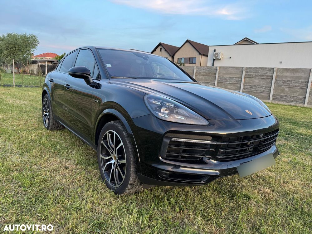 Porsche Cayenne Coupe E-Hybrid Tiptronic S Platinum Edition - 35