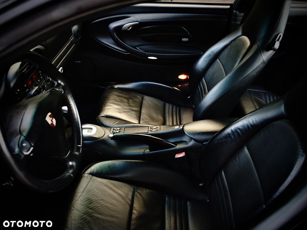 Porsche 911 - 9