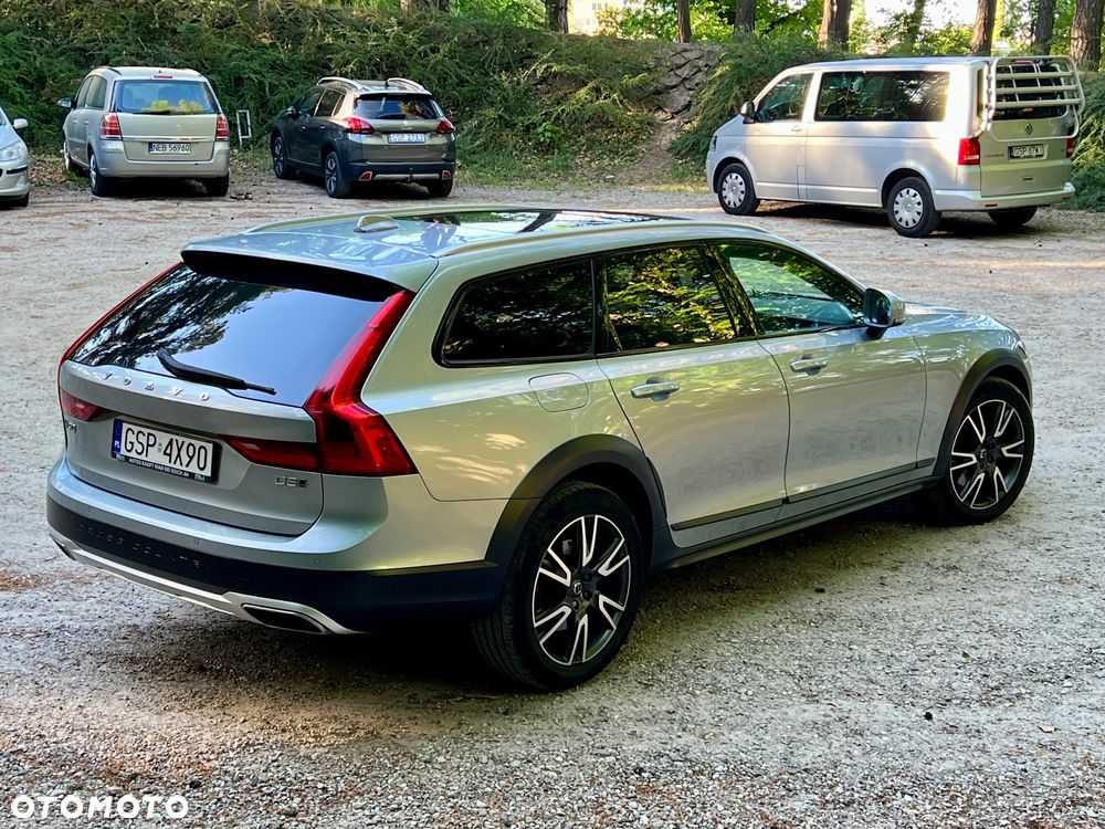 Volvo V90 Cross Country D5 AWD - 23