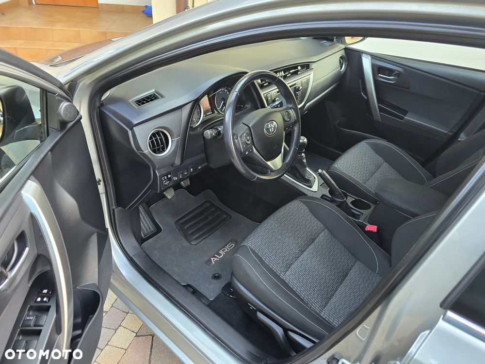 Toyota Auris 1.6 Valvematic Life Plus - 6