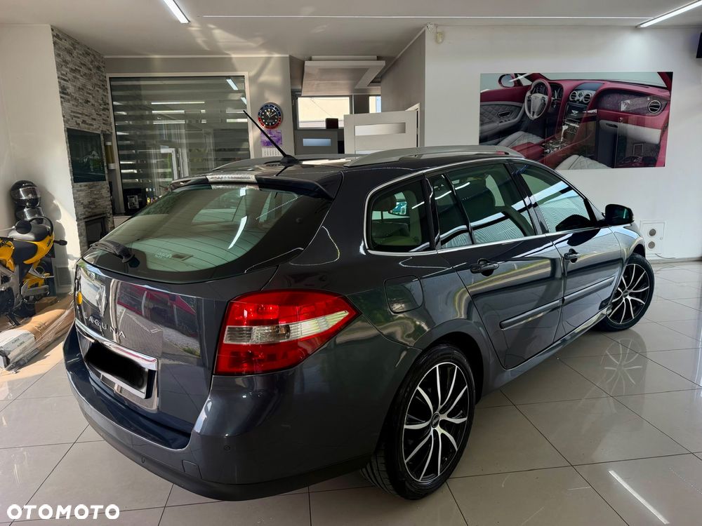 Renault Laguna 2.0 dCi Initiale - 30