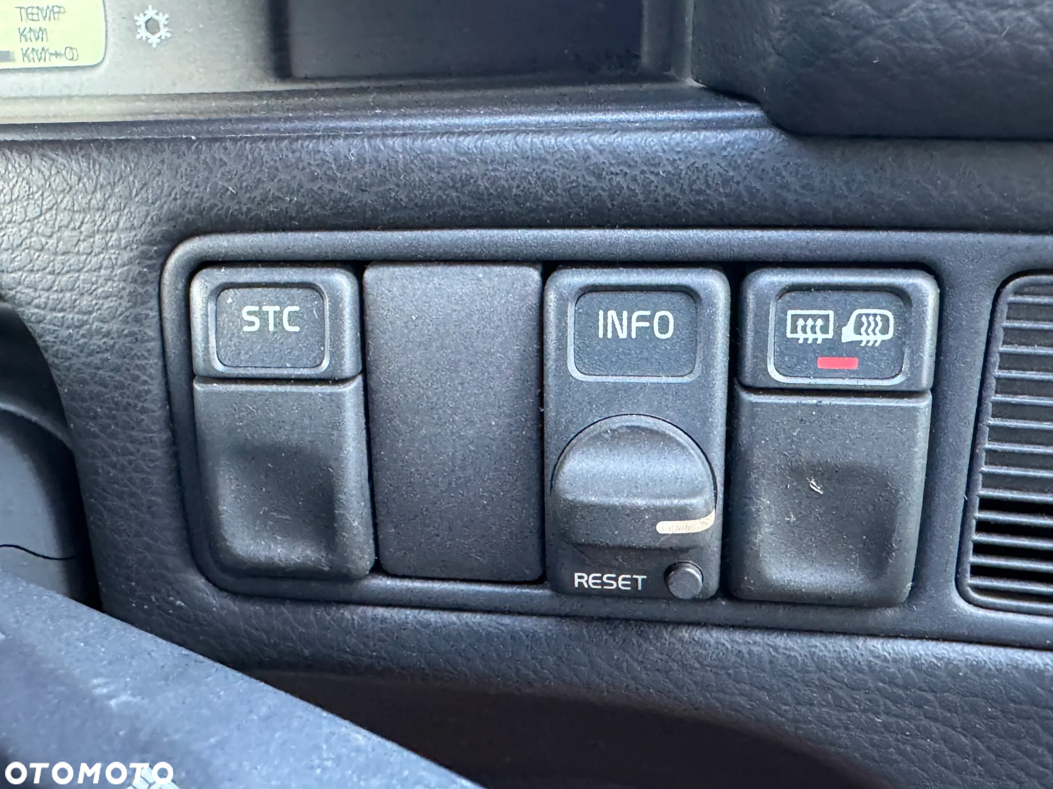Volvo V70 2.4 T - 25