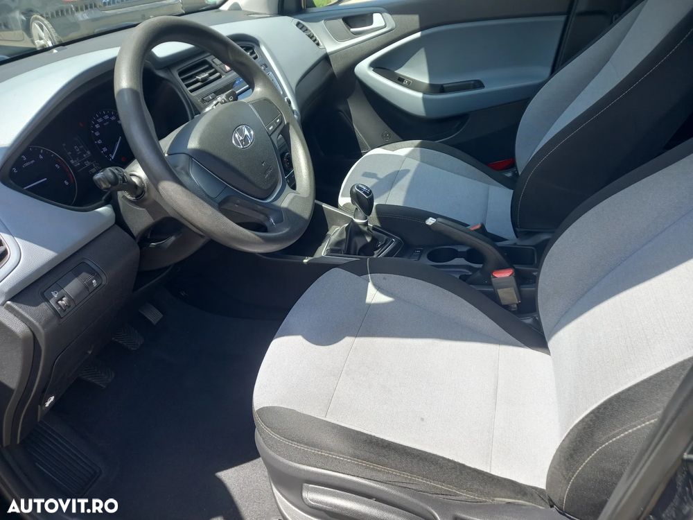 HYUNDAI i20 2016 — imagine 10