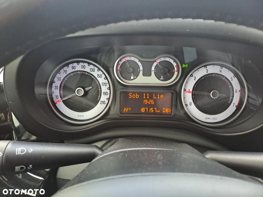 Fiat 500L - 7