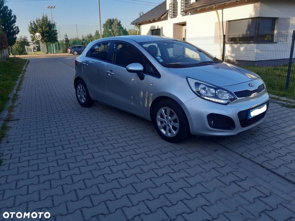 Kia Rio 1.1 CRDI Dream Team Edition - 22