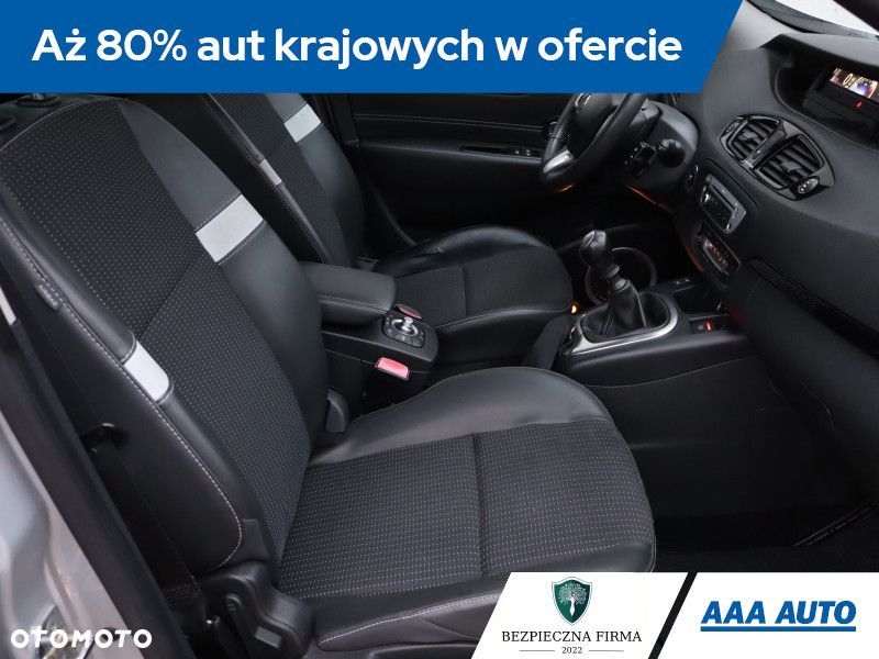 Renault Grand Scenic - 10