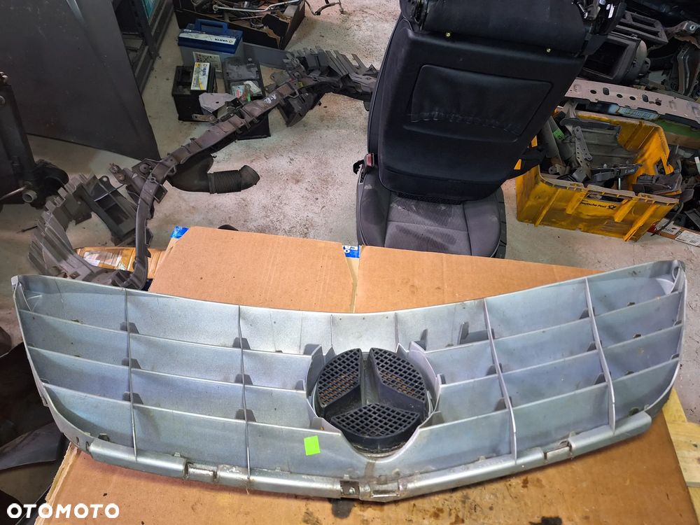 mercedes B-klasa w245 w169 GRILL  A1698800783 - 3