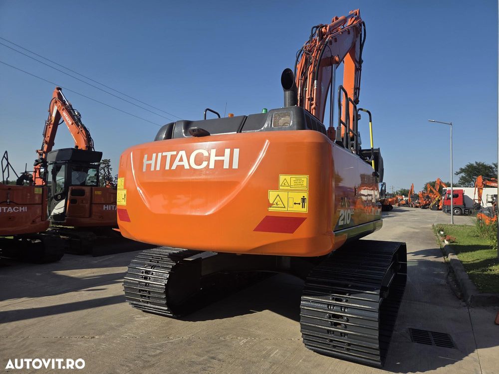 Hitachi ZX210LC-6, 2021, 2.676h, 23,1 tone, CUPLA RAPIDA HIDRAULICA, cupa 1,3mc, 3 pompe hidr, inst picon, camera spate si laterale, antifurt, latime 2,99m, ad sapare 7m, cons mediu 12l/h, lant 90% ok, posibil leasing-STARE CA NOU-PROMOTIE 99.750 Eur+Tva - 4