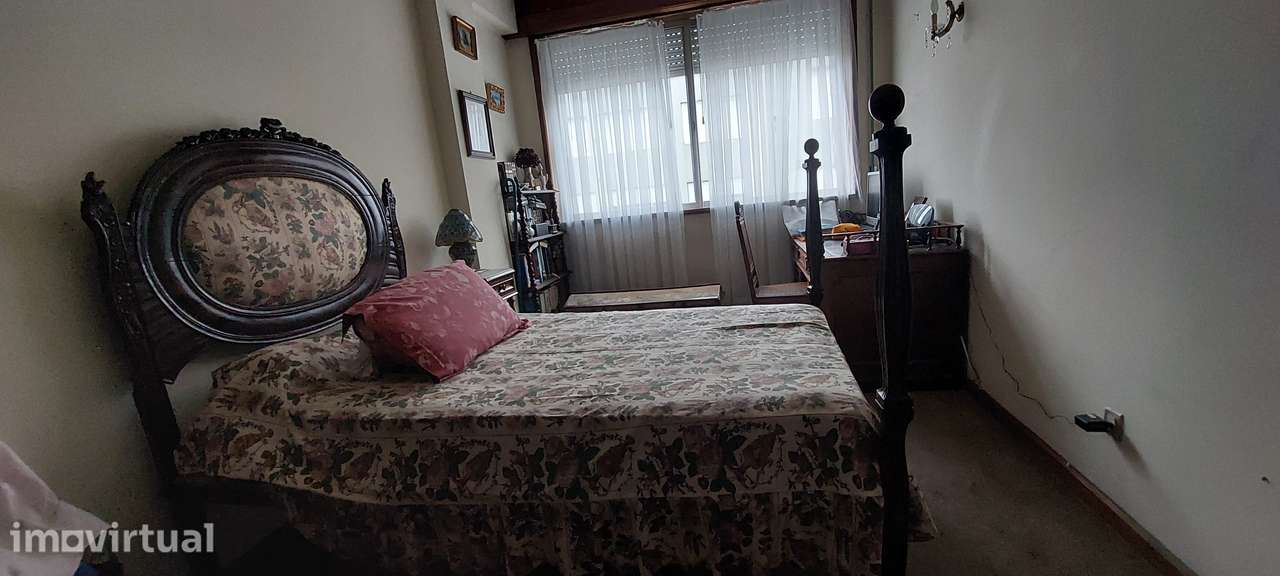 Quarto para rapariga universitária