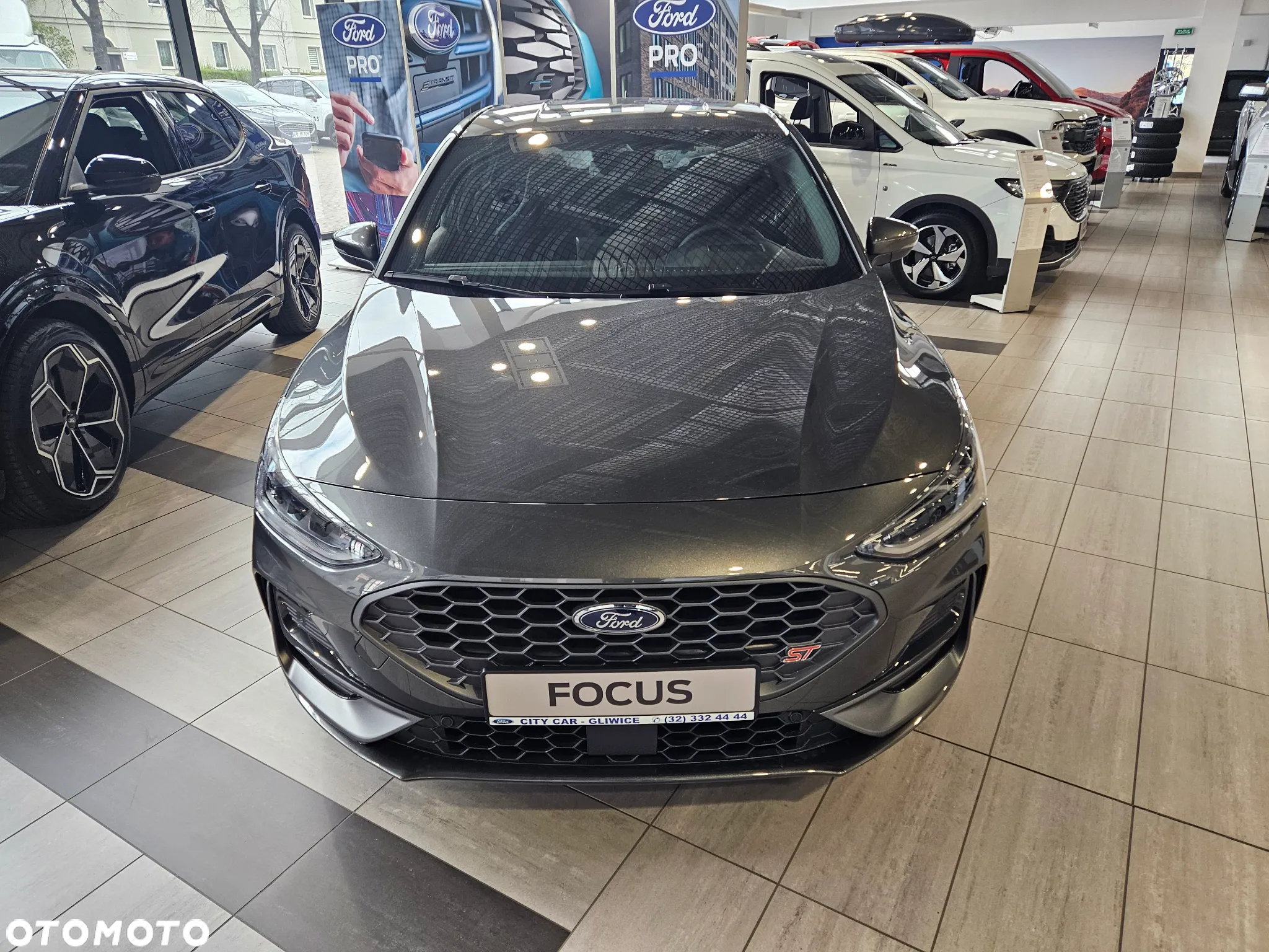Ford Focus 2.3 EcoBoost ST X - 3