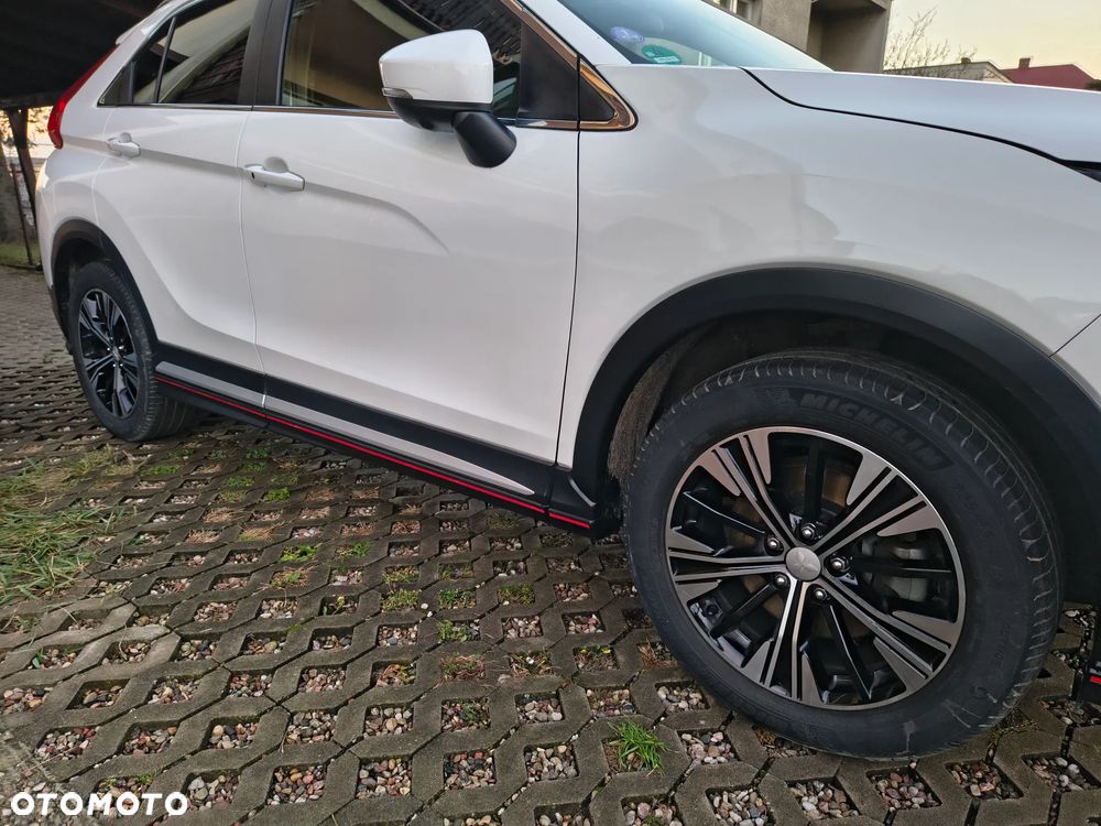 Mitsubishi Eclipse Cross 1.5 T GPF Invite Plus - 3