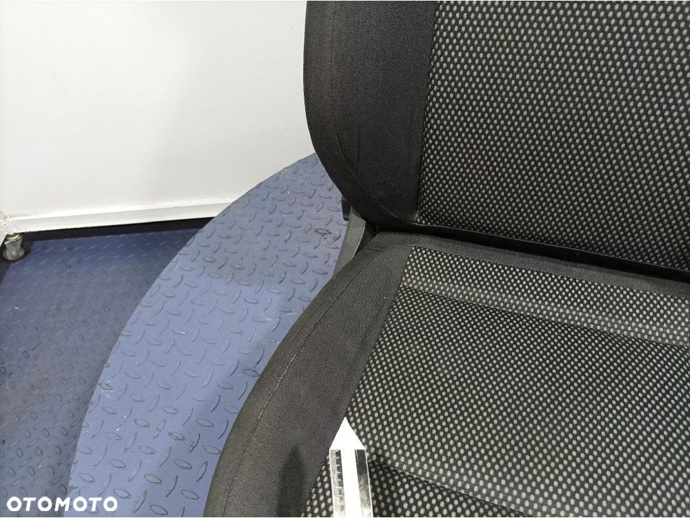 SKODA ROOMSTER FOTEL PRZEDNI PRAWY PASAŻERA EU - 3