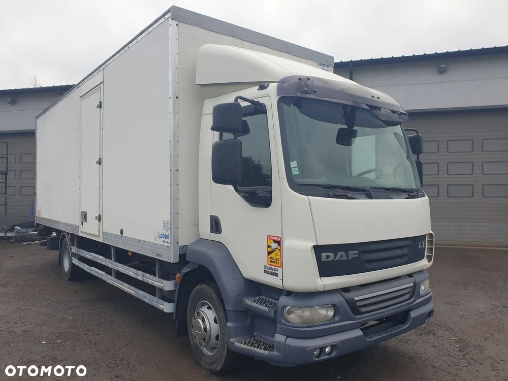 DAF LF 55 220 - 15
