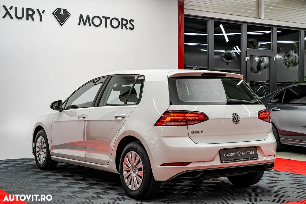 Volkswagen Golf 1.0 TSI Trendline - 11