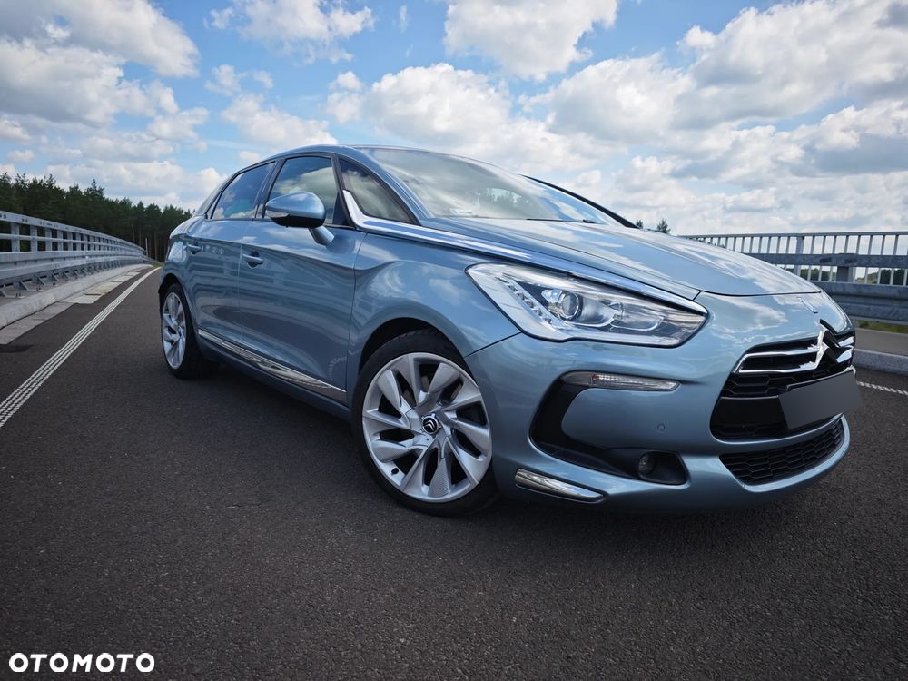 Citroën DS5 2.0 HDi SportChic - 2