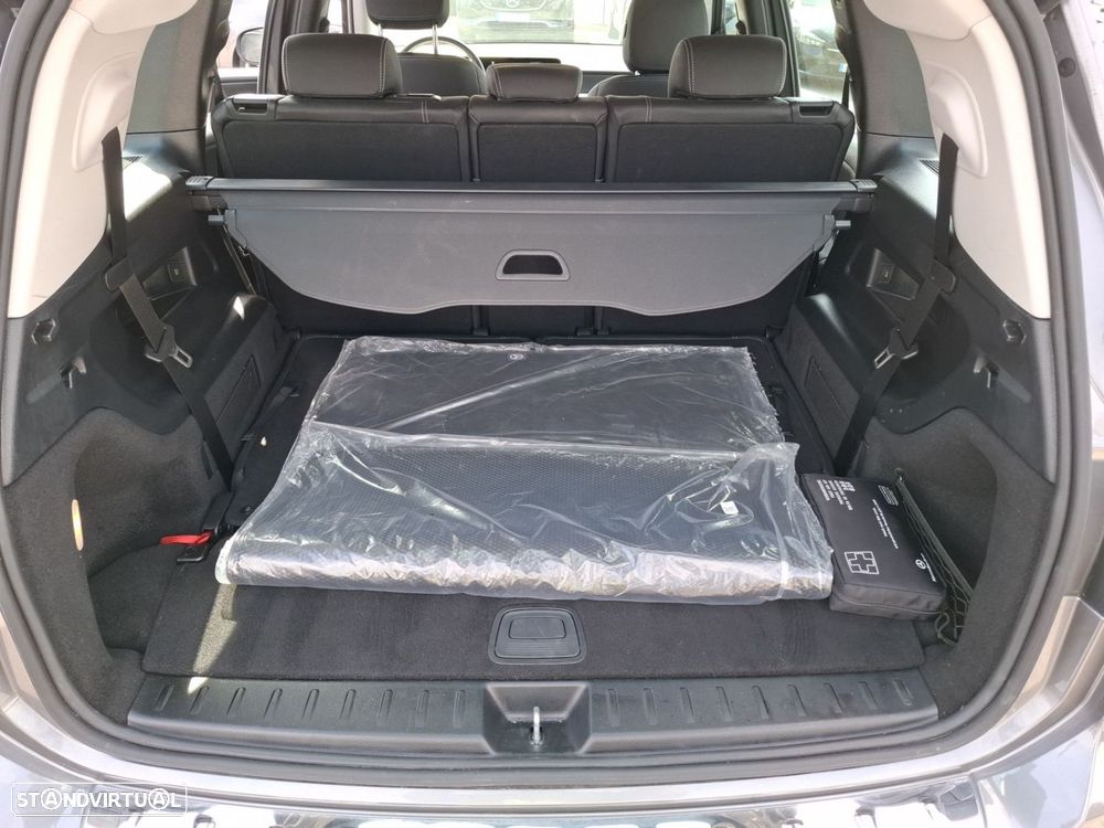 Mercedes-Benz GLB 180 d Progressive - 30
