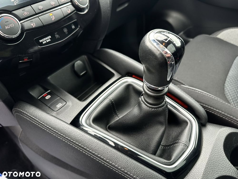Nissan Qashqai - 24