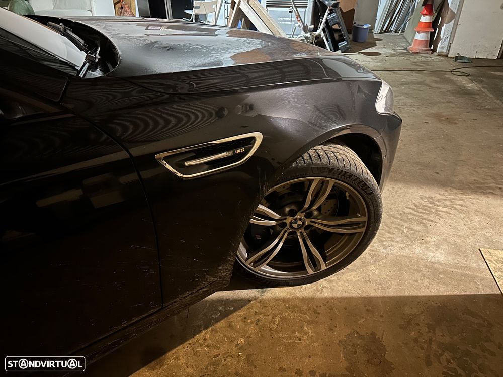 BMW M5 Standard - 8