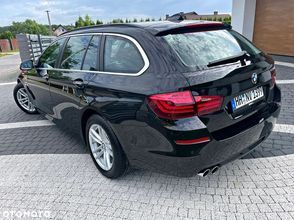BMW Seria 5 520d Touring - 13