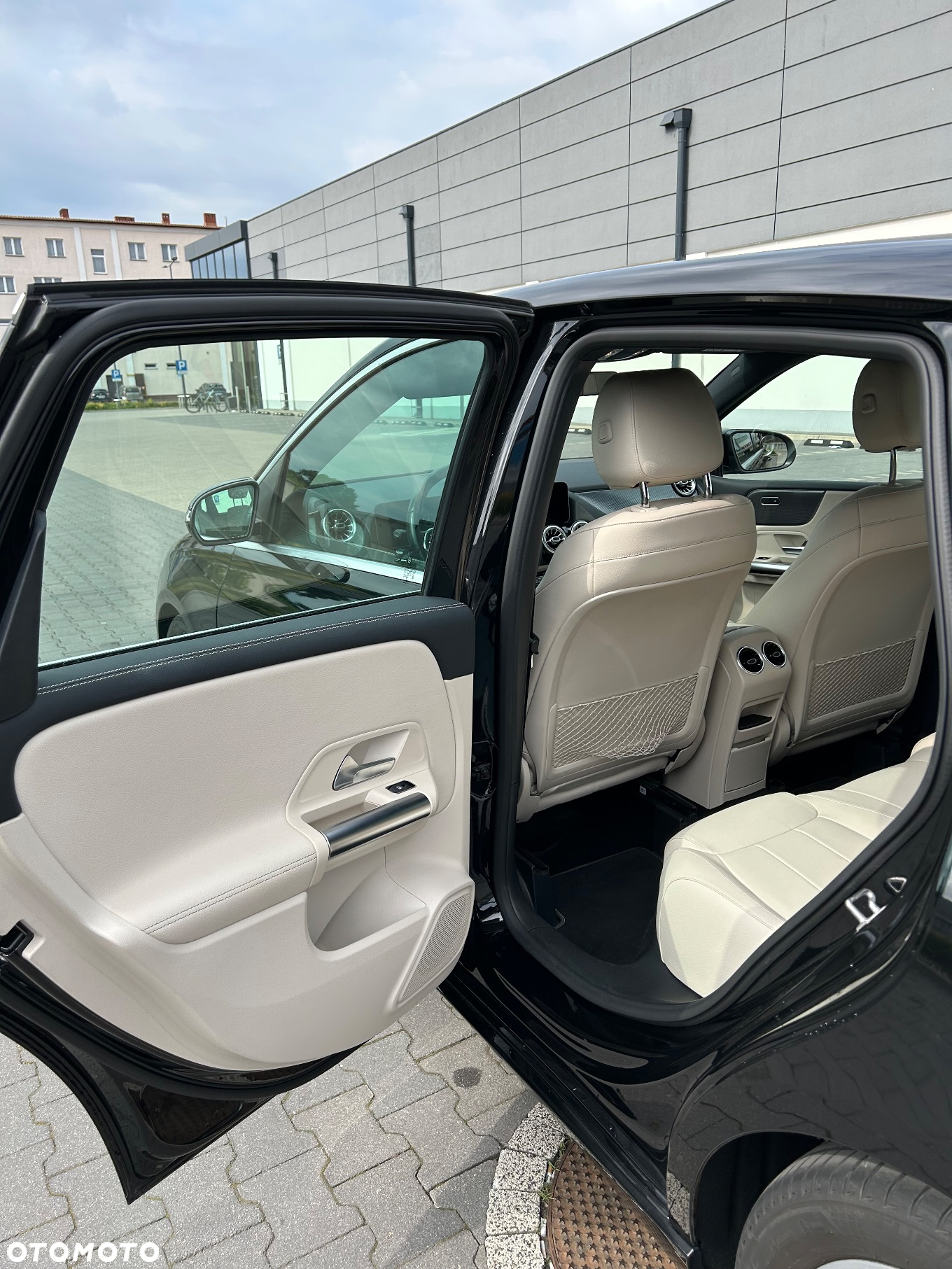 Mercedes-Benz Klasa B 180 7G-DCT - 17