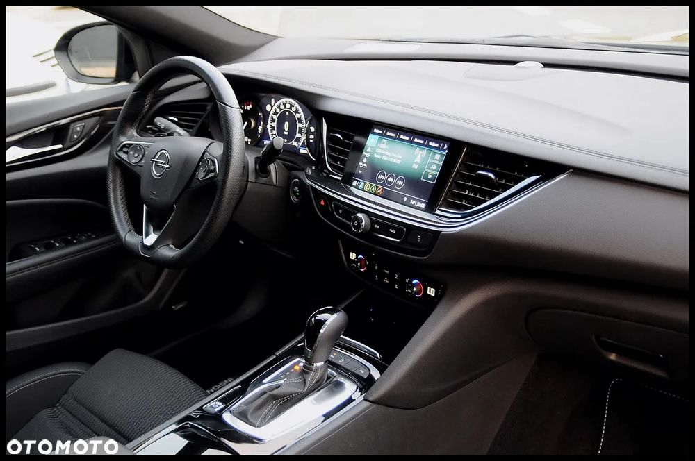 Opel Insignia 2.0 BiTurbo D 4x4 Automatik GSI - 27