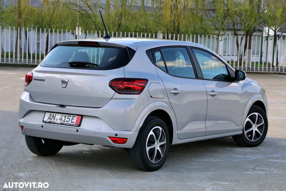 Dacia Sandero - 13