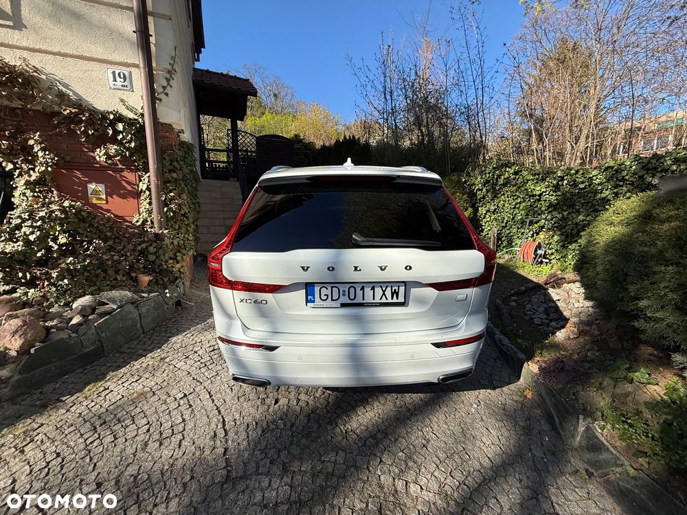 Volvo XC 60 T8 Plug-In Hybrid AWD Inscription - 11