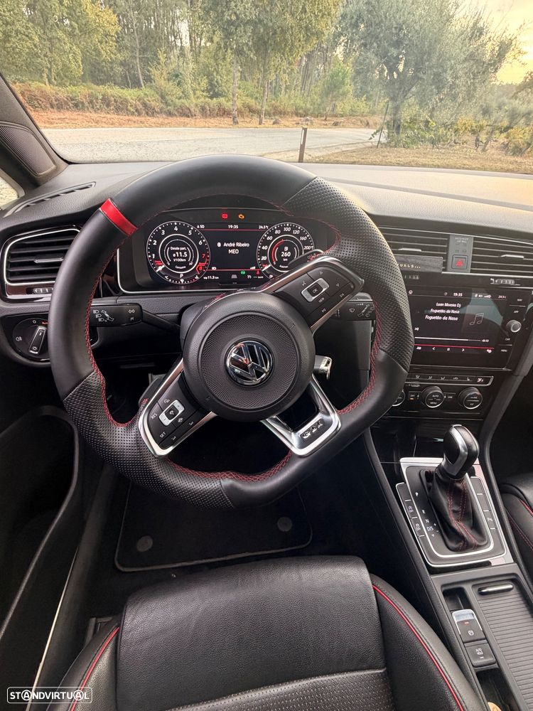 VW Golf - 15