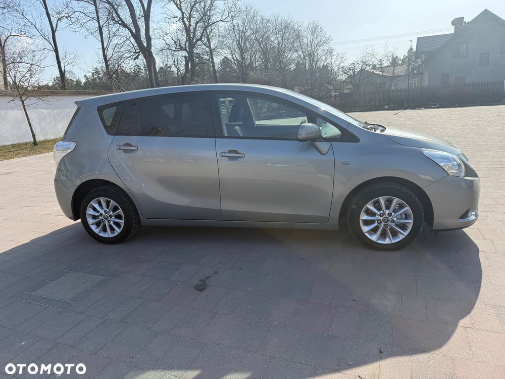 Toyota Verso 2.0 D-4D Travel - 2