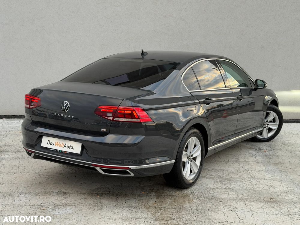 Volkswagen Passat 2.0 TDI DSG Highline - 6