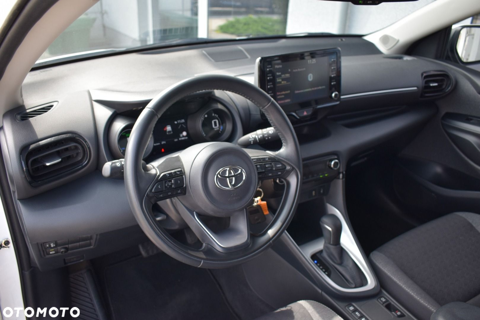 Toyota Yaris - 12