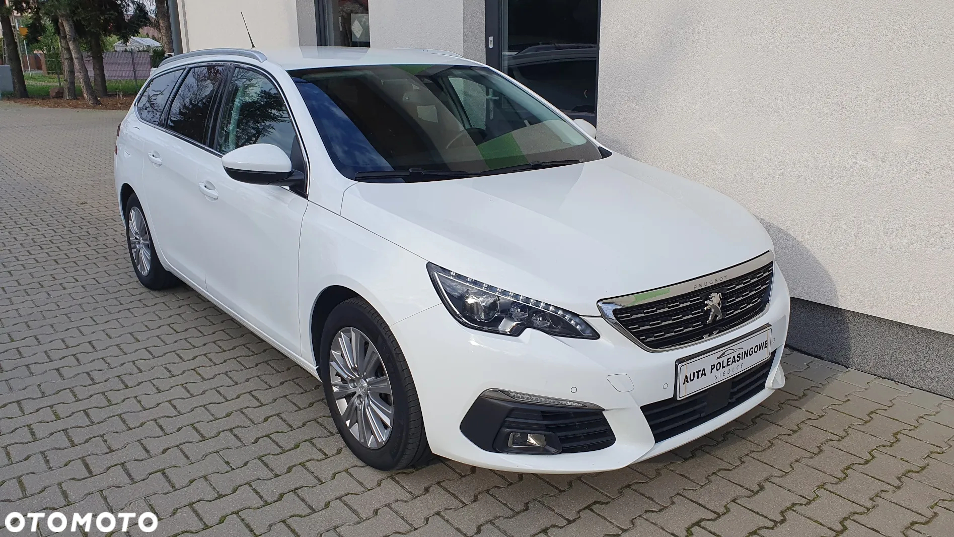 Peugeot 308 1.5 BlueHDi Allure Pack S&S EAT8 - 11