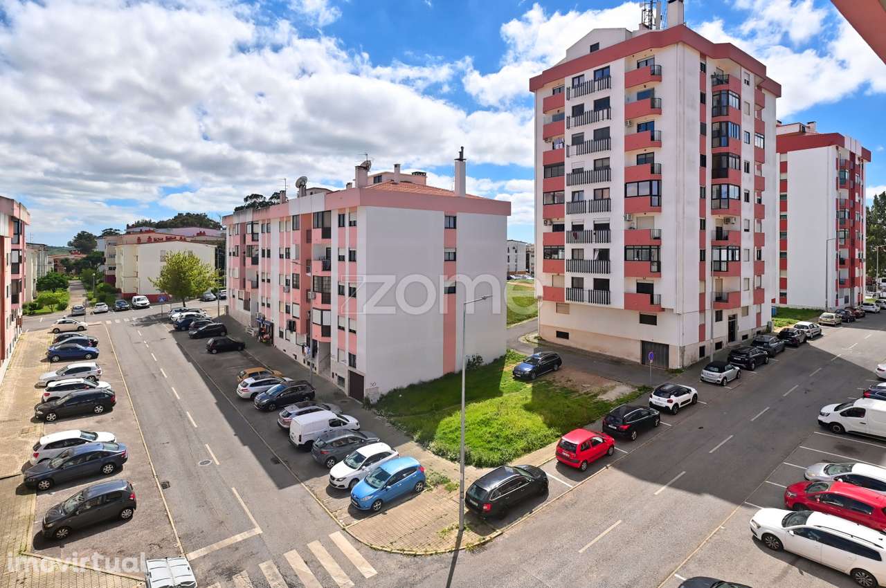 Apartamento T3 na Urbanização Quinta do Mirante em Queluz - Grande imagem: 5/28