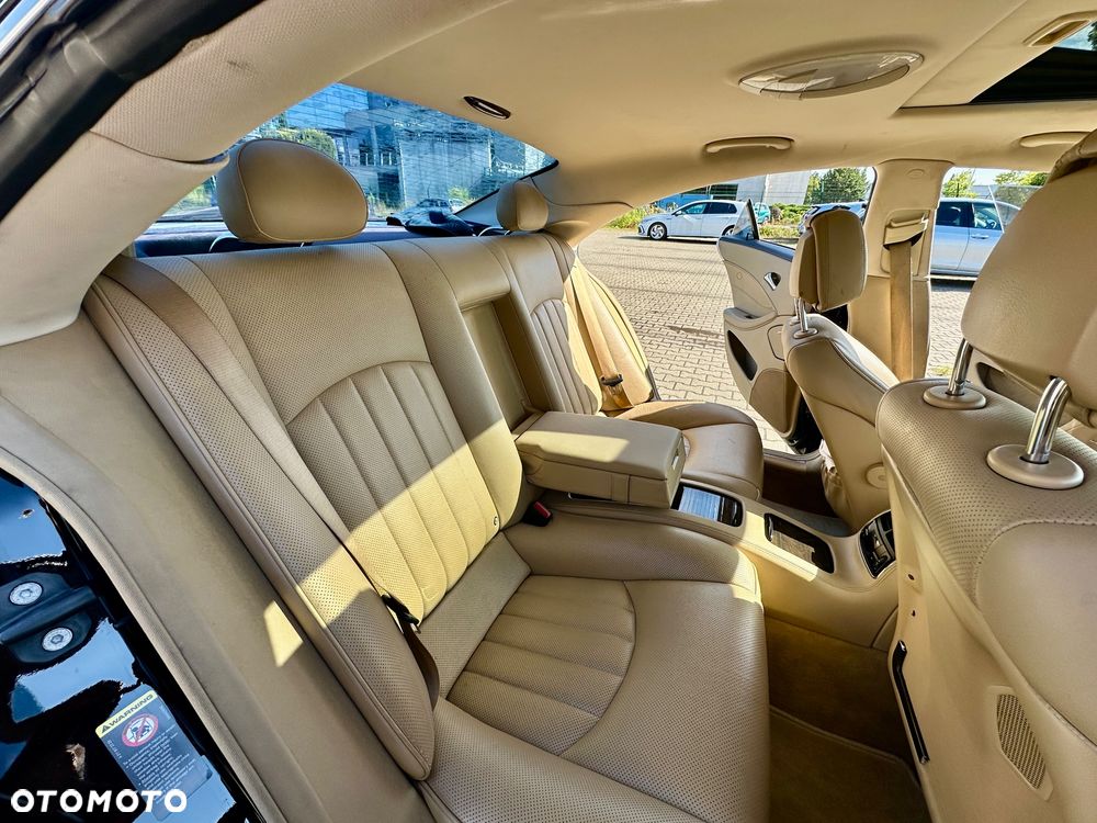 Mercedes-Benz CLS 500 - 12