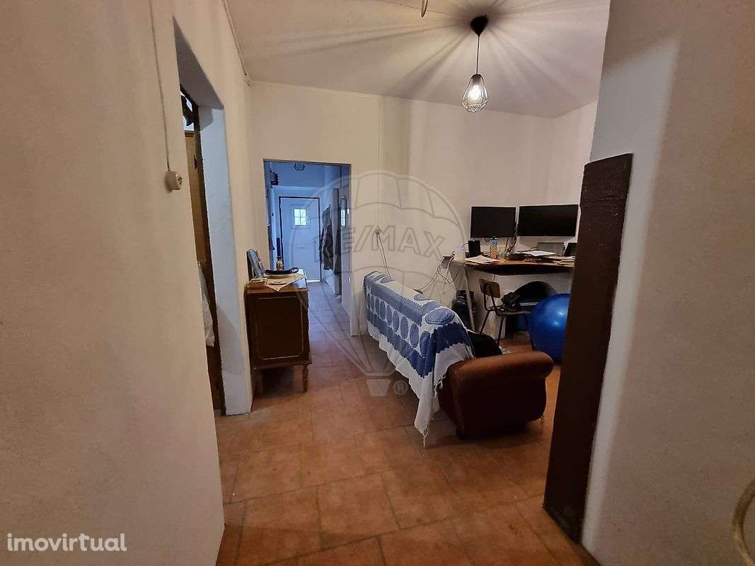 Moradia T2 para venda - Grande imagem: 2/15